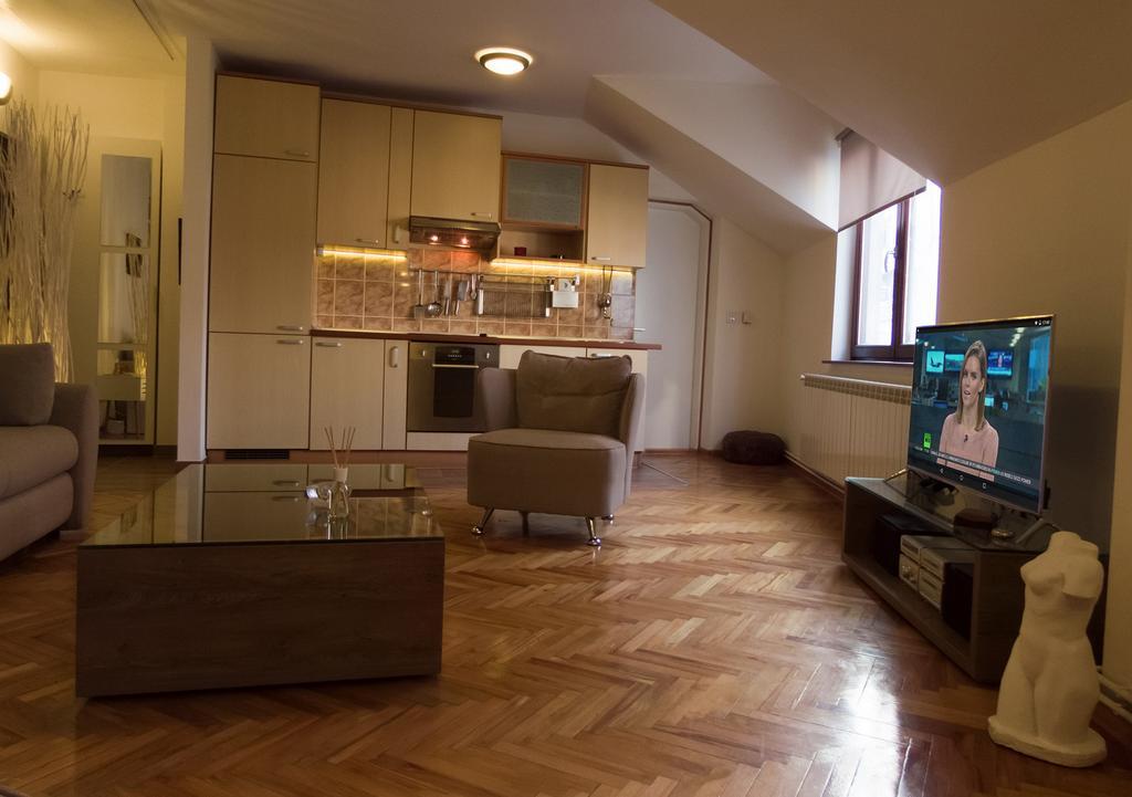 Apartment Nis Center Eksteriør bilde